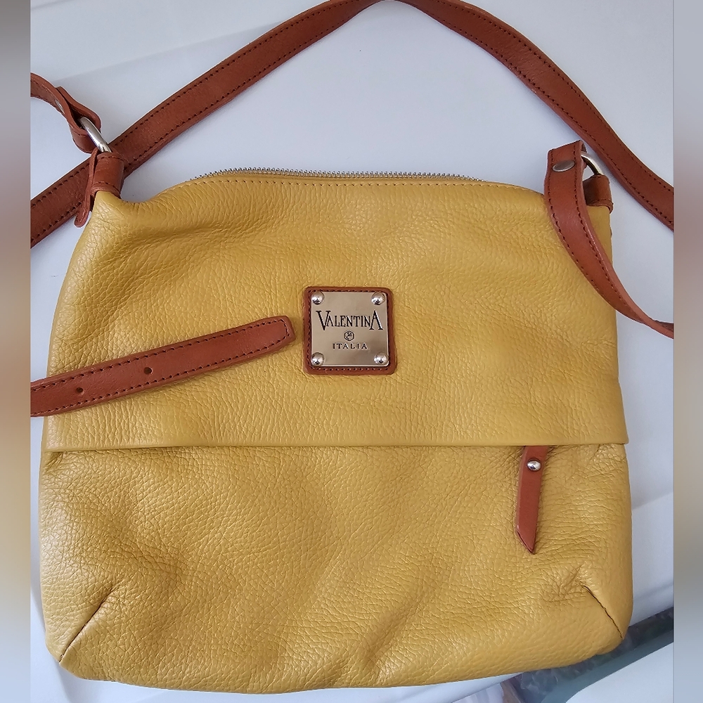 4 Purse Bundle - Picture 12 of 16